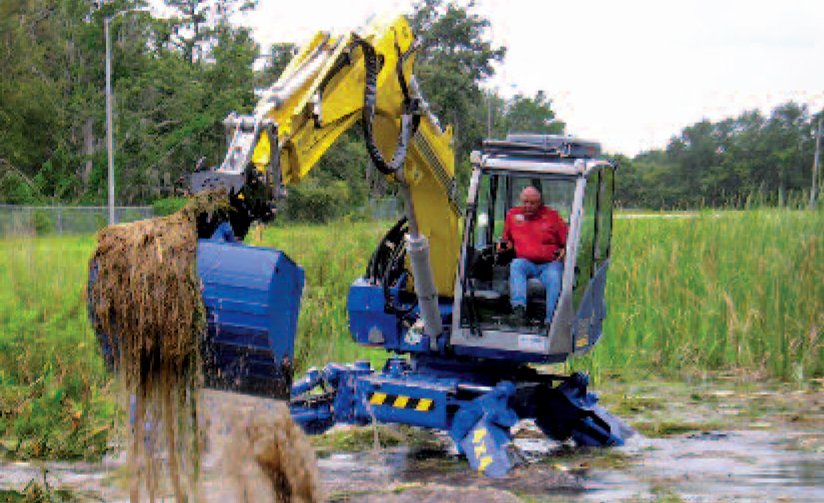 Varman Equipments canal cleaning and spider excavator operation – image 1