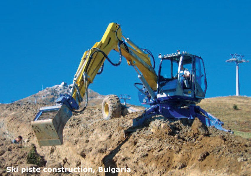 Varman Equipments canal cleaning and spider excavator operation – image 5